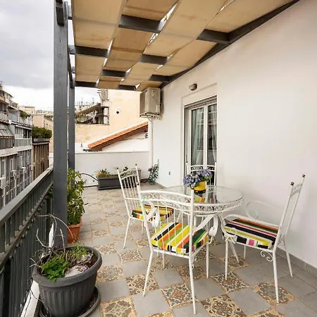 Mirabella Spacious Apartment